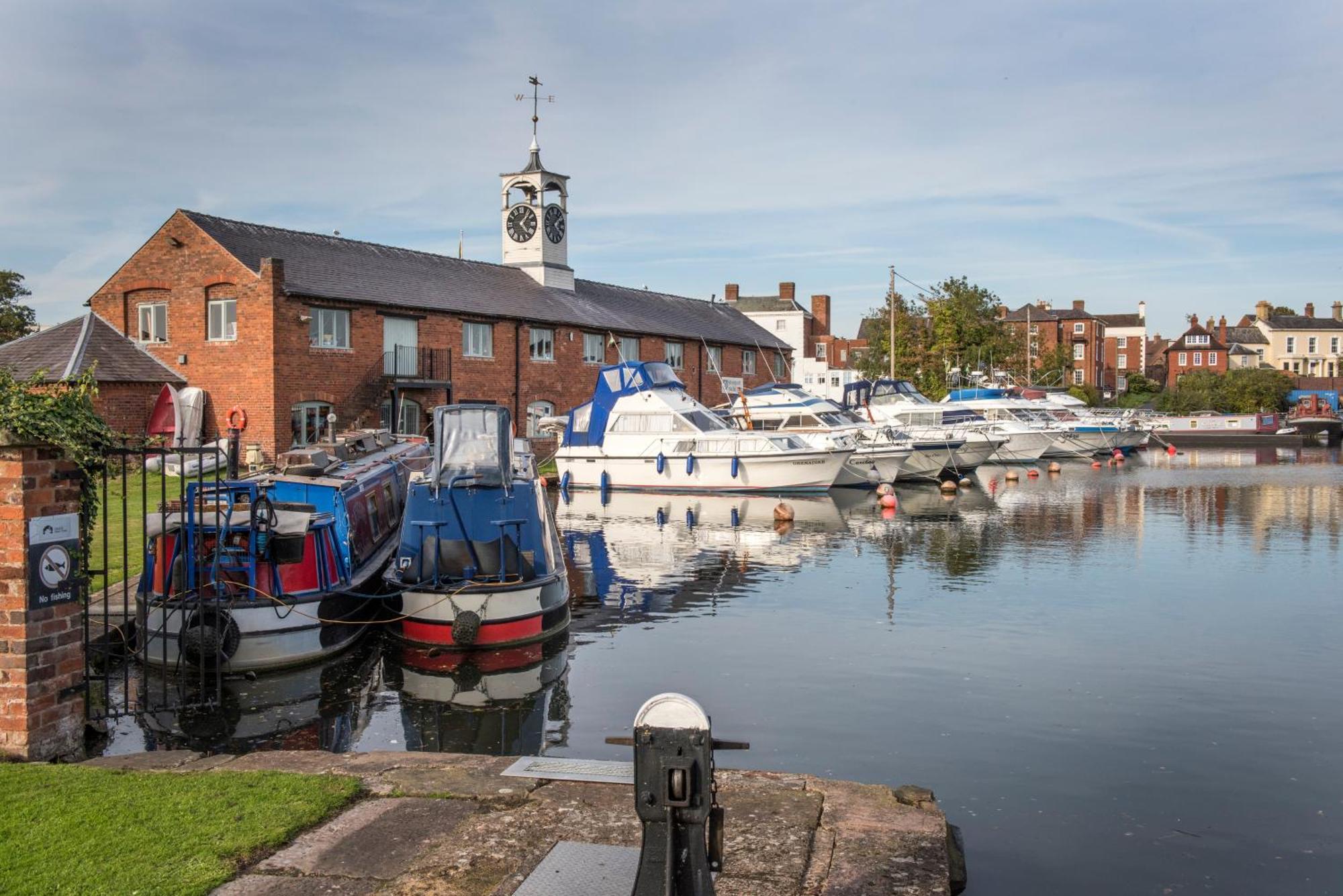 Baldwin House Hotel Stourport-on-Severn Exterior photo